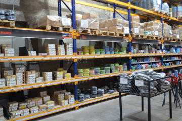 The application of the e-ink electronic shelf label in the hardware and bathroom industry